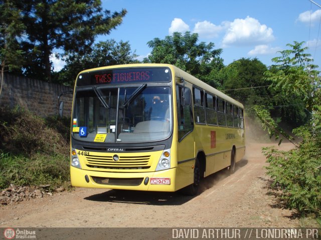 TCGL - Transportes Coletivos Grande Londrina 4481 na cidade de Londrina, Paraná, Brasil, por David Arthur. Número da foto: #69.