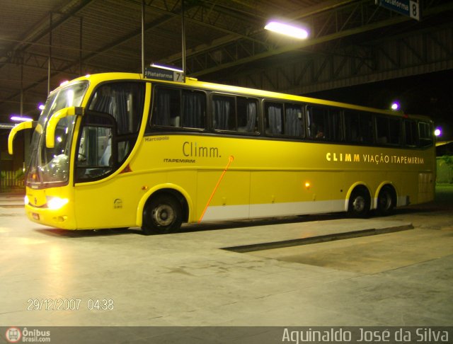 Viação Itapemirim 8067 na cidade de Leopoldina, Minas Gerais, Brasil, por Aguinaldo José da Silva. ID da foto: 38527.