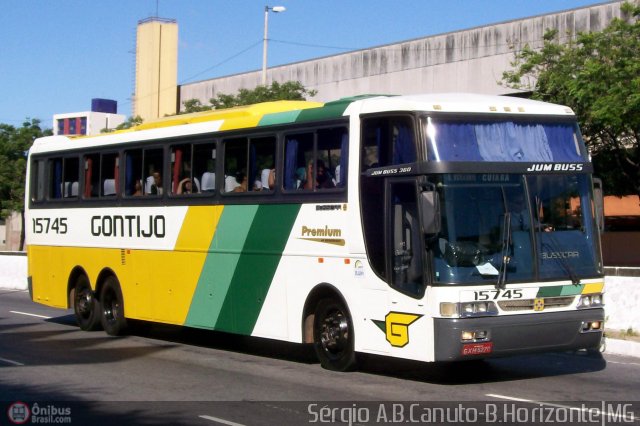 Empresa Gontijo de Transportes 15745 na cidade de Belo Horizonte, Minas Gerais, Brasil, por Sérgio Augusto Braga Canuto. ID da foto: 49414.