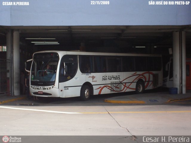 Viação São Raphael 1336 na cidade de São José do Rio Preto, São Paulo, Brasil, por Cesar H. Pereira. Número da foto: #50559.