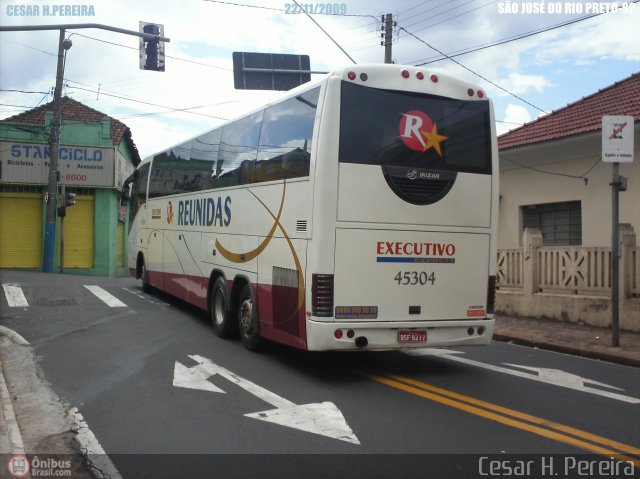 Empresa Reunidas Paulista de Transportes 45304 na cidade de São José do Rio Preto, São Paulo, Brasil, por Cesar H. Pereira. ID da foto: 51133.