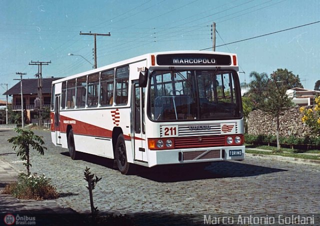 Empresa de Ônibus Pássaro Marron 211 na cidade de Caxias do Sul, Rio Grande do Sul, Brasil, por Cesar H. Pereira. ID da foto: 51466.