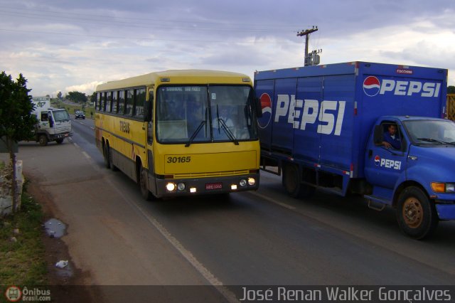 Viação Itapemirim 30165 na cidade de Luziânia, Goiás, Brasil, por José Renan Walker Gonçalves. Número da foto: #53887.