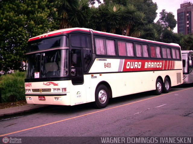 Viação Ouro Branco 8401 na cidade de Curitiba, Paraná, Brasil, por Wagner Domingos Ivanesken. ID da foto: 1003.