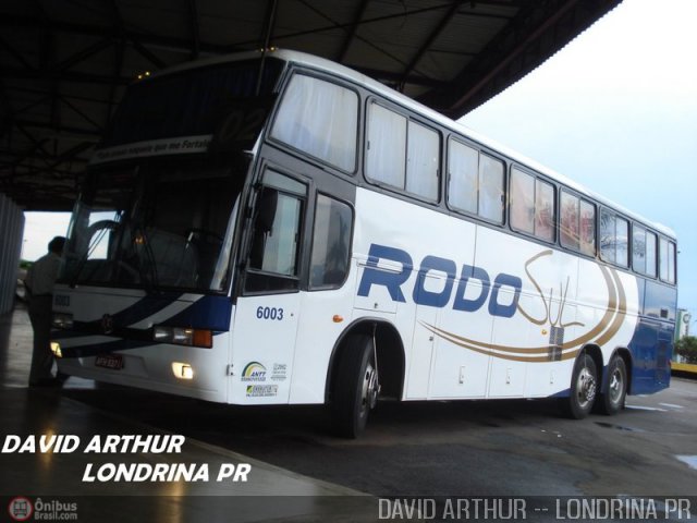 Rodo Sul Turismo e Fretamento 6003 na cidade de Londrina, Paraná, Brasil, por David Arthur. Número da foto: #2530.