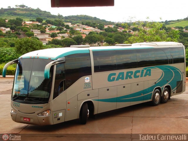 Viação Garcia 7252 na cidade de Cornélio Procópio, Paraná, Brasil, por Tadeu Carnevalli. ID da foto: 3938.