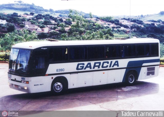 Viação Garcia 6390 na cidade de Cornélio Procópio, Paraná, Brasil, por Tadeu Carnevalli. ID da foto: 3990.