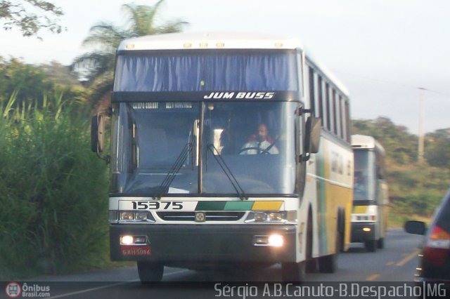 Empresa Gontijo de Transportes 15375 na cidade de Bom Despacho, Minas Gerais, Brasil, por Sérgio Augusto Braga Canuto. Número da foto: #4992.