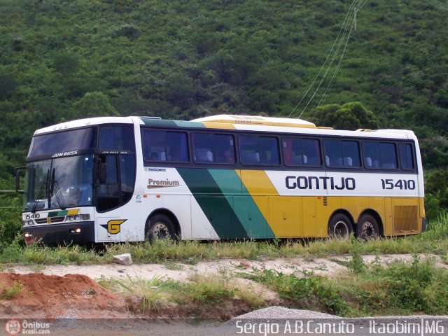 Empresa Gontijo de Transportes 15410 na cidade de Itaobim, Minas Gerais, Brasil, por Sérgio Augusto Braga Canuto. Número da foto: #5044.