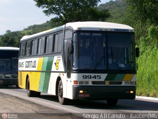 Empresa Gontijo de Transportes 9945 na cidade de Itaobim, Minas Gerais, Brasil, por Sérgio Augusto Braga Canuto. ID da foto: 4989.