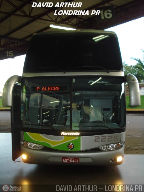 Brasil Sul Linhas Rodoviárias 2225 na cidade de Londrina, Paraná, Brasil, por David Arthur. Número da foto: #3315.