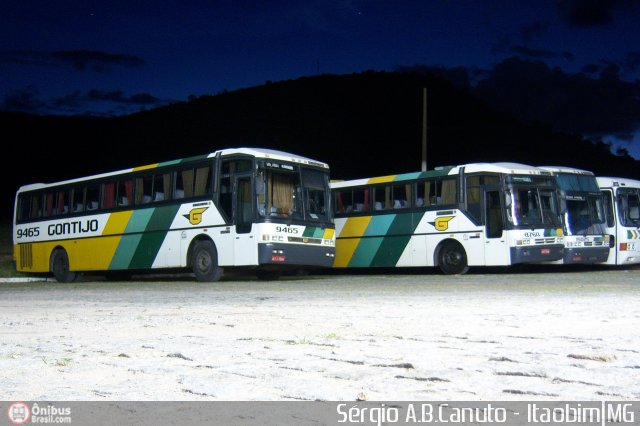 Empresa Gontijo de Transportes 9465 na cidade de Itaobim, Minas Gerais, Brasil, por Sérgio Augusto Braga Canuto. Número da foto: #7411.