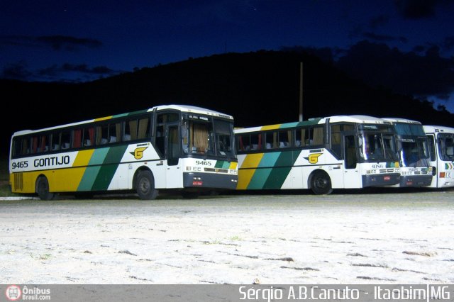 Empresa Gontijo de Transportes 9465 na cidade de Itaobim, Minas Gerais, Brasil, por Sérgio Augusto Braga Canuto. ID da foto: 7411.