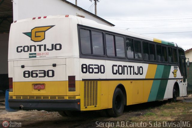 Empresa Gontijo de Transportes 8630 na cidade de Salto da Divisa, Minas Gerais, Brasil, por Sérgio Augusto Braga Canuto. ID da foto: 7604.