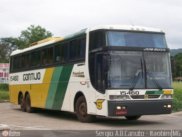 Empresa Gontijo de Transportes 15460 na cidade de Itaobim, Minas Gerais, Brasil, por Sérgio Augusto Braga Canuto. ID da foto: 5323.