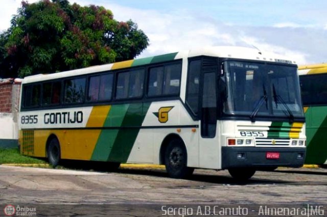 Empresa Gontijo de Transportes 8355 na cidade de Almenara, Minas Gerais, Brasil, por Sérgio Augusto Braga Canuto. ID da foto: 9513.