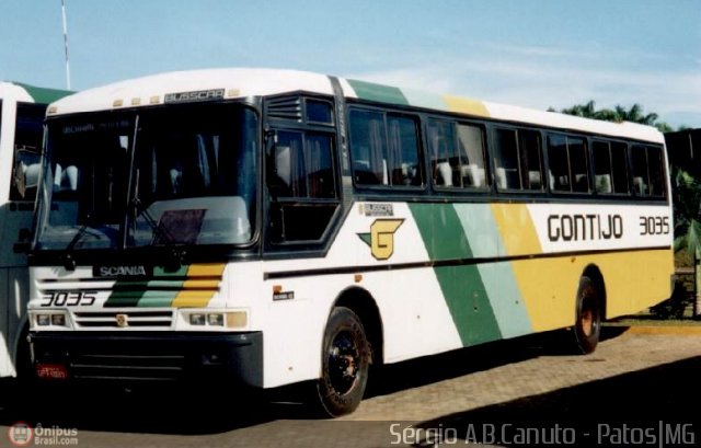 Empresa Gontijo de Transportes 3035 na cidade de Patos de Minas, Minas Gerais, Brasil, por Sérgio Augusto Braga Canuto. Número da foto: #9499.