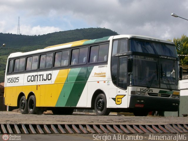 Empresa Gontijo de Transportes 15605 na cidade de Almenara, Minas Gerais, Brasil, por Sérgio Augusto Braga Canuto. ID da foto: 5665.