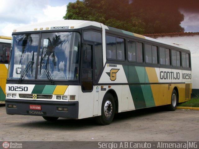 Empresa Gontijo de Transportes 10250 na cidade de Almenara, Minas Gerais, Brasil, por Sérgio Augusto Braga Canuto. ID da foto: 5660.