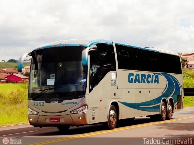 Viação Garcia 7252 na cidade de Cornélio Procópio, Paraná, Brasil, por Tadeu Carnevalli. ID da foto: 5970.