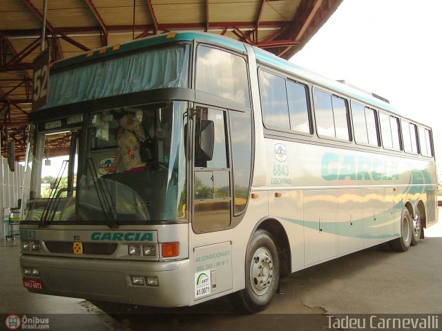 Viação Garcia 6843 na cidade de Londrina, Paraná, Brasil, por Tadeu Carnevalli. Número da foto: #5958.