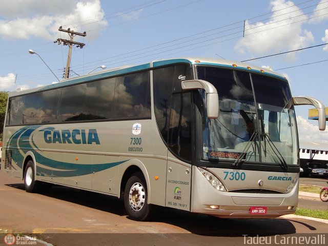 Viação Garcia 7300 na cidade de Cornélio Procópio, Paraná, Brasil, por Tadeu Carnevalli. ID da foto: 5972.