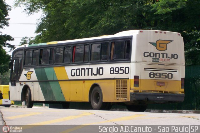 Empresa Gontijo de Transportes 8950 na cidade de São Paulo, São Paulo, Brasil, por Sérgio Augusto Braga Canuto. ID da foto: 6009.