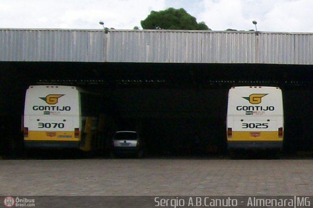 Empresa Gontijo de Transportes GARAGEM AMJ na cidade de Almenara, Minas Gerais, Brasil, por Sérgio Augusto Braga Canuto. Número da foto: #10480.