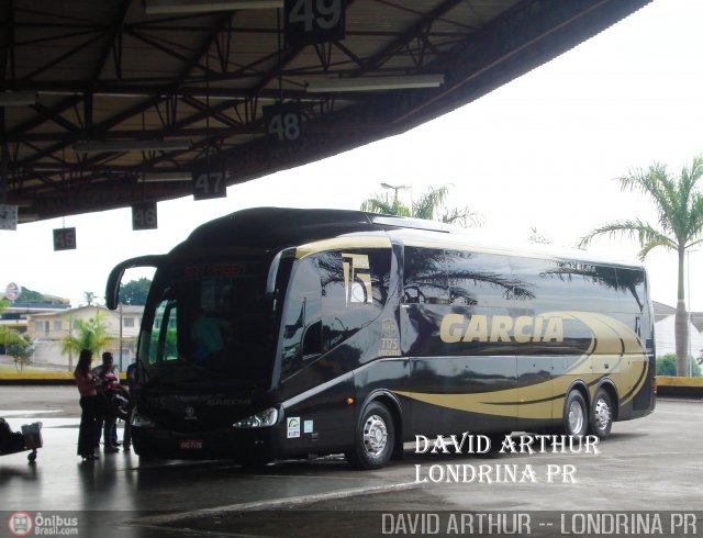 Viação Garcia 7175 na cidade de Londrina, Paraná, Brasil, por David Arthur. Número da foto: #15426.