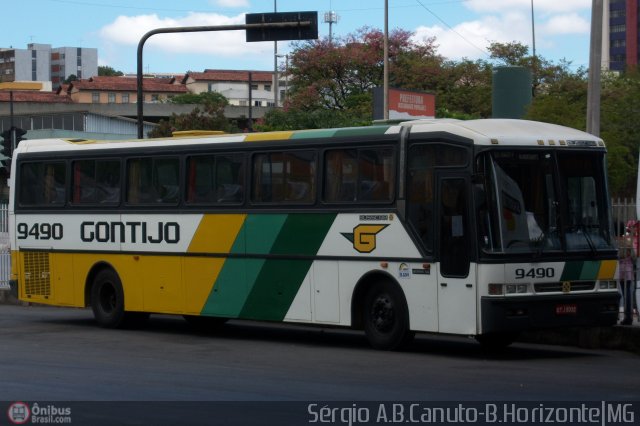 Empresa Gontijo de Transportes 9490 na cidade de Belo Horizonte, Minas Gerais, Brasil, por Sérgio Augusto Braga Canuto. ID da foto: 11316.