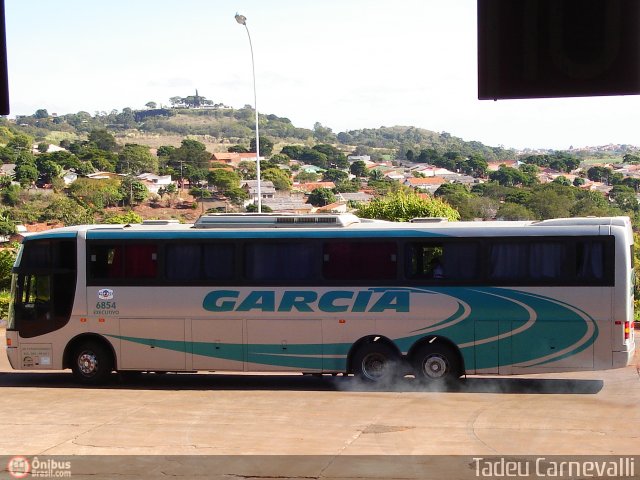 Viação Garcia 6854 na cidade de Cornélio Procópio, Paraná, Brasil, por Tadeu Carnevalli. ID da foto: 17883.