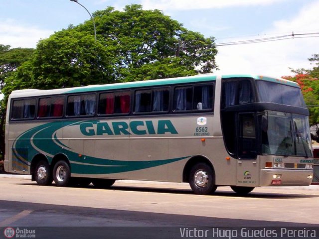 Viação Garcia 6562 na cidade de Maringá, Paraná, Brasil, por Victor Hugo Guedes Pereira. Número da foto: #20344.