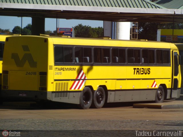 Viação Itapemirim 24015 na cidade de Uberaba, Minas Gerais, Brasil, por Tadeu Carnevalli. ID da foto: 26630.