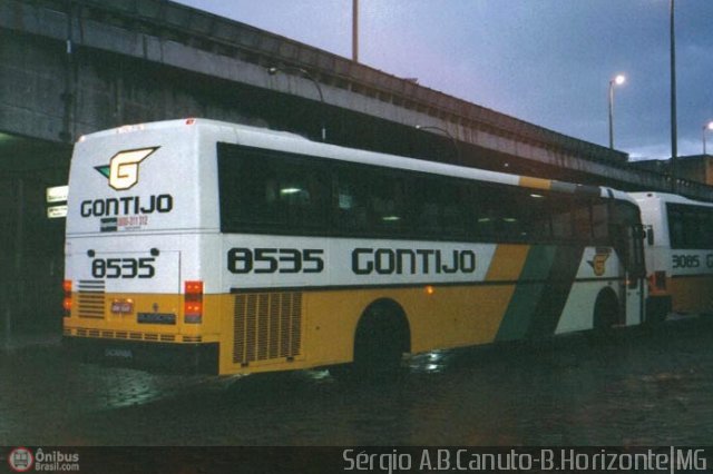 Empresa Gontijo de Transportes 8535 na cidade de Belo Horizonte, Minas Gerais, Brasil, por Sérgio Augusto Braga Canuto. ID da foto: 29358.