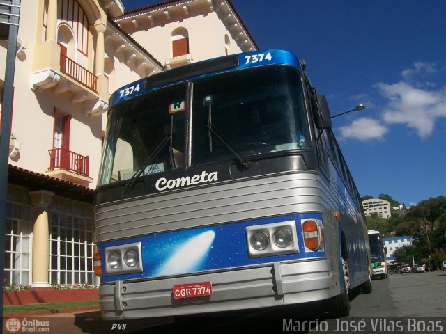 Viação Cometa 7374 na cidade de Poços de Caldas, Minas Gerais, Brasil, por Marcio V Boas. ID da foto: 26743.