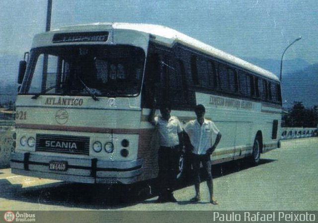 Expresso Rodoviário Atlântico 621 na cidade de Caraguatatuba, São Paulo, Brasil, por Paulo Rafael Peixoto. Número da foto: #34920.